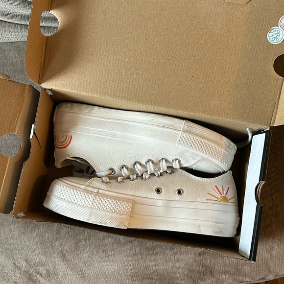 Converse | Summer Spirit Platform Chuck Taylor All Star Low Top - Picture 1 of 7
